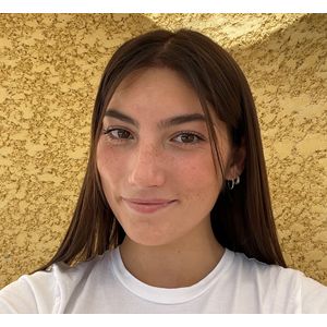 Portrait de Léa SALUDAS