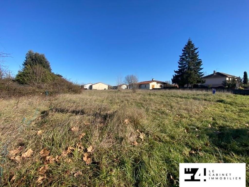 Terrain 1 651 m² à Cazeres