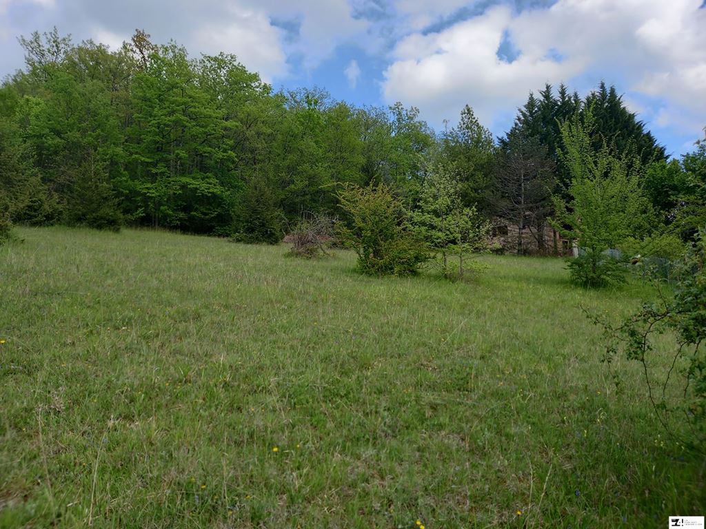 Terrain 1 358 m² à Sainte-Croix-Volvestre