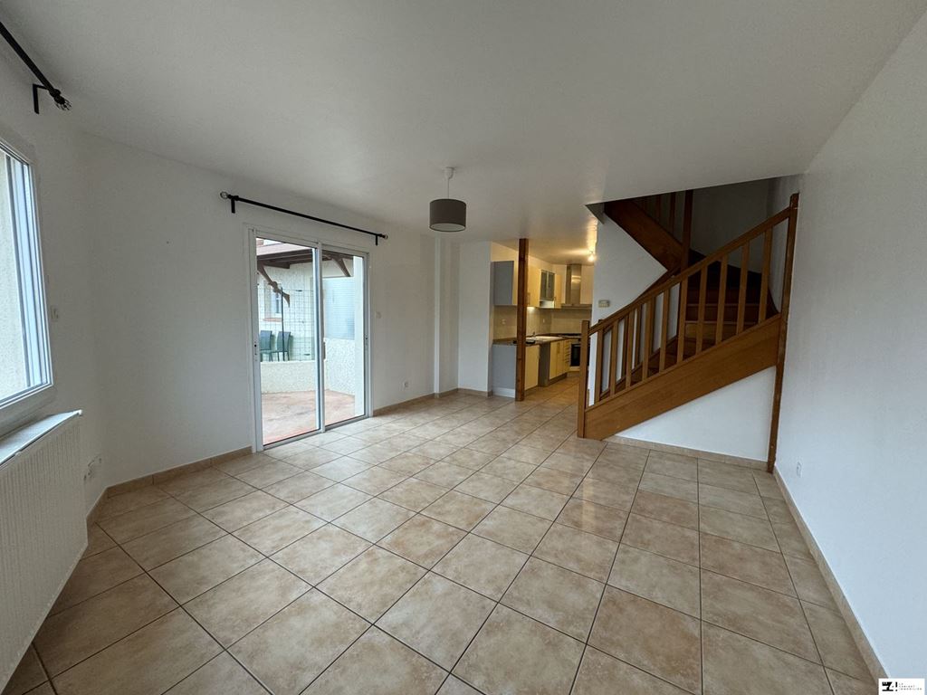 Maison 3 pièces à Cazeres